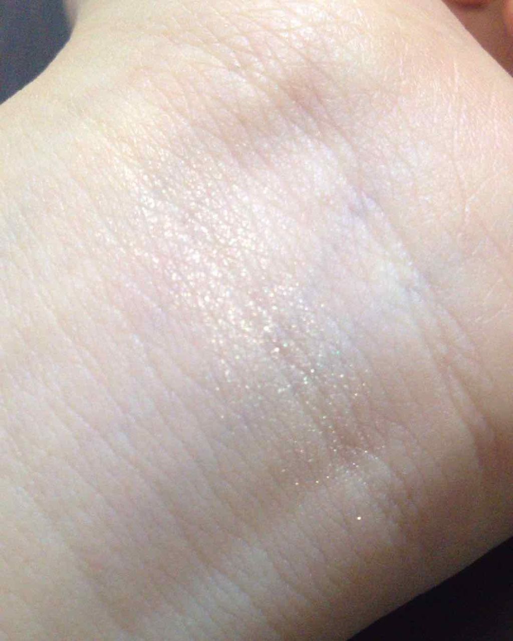 シャドーカスタマイズ/MAJOLICA MAJORCA/単色アイシャドウを使ったクチコミ（2枚目）