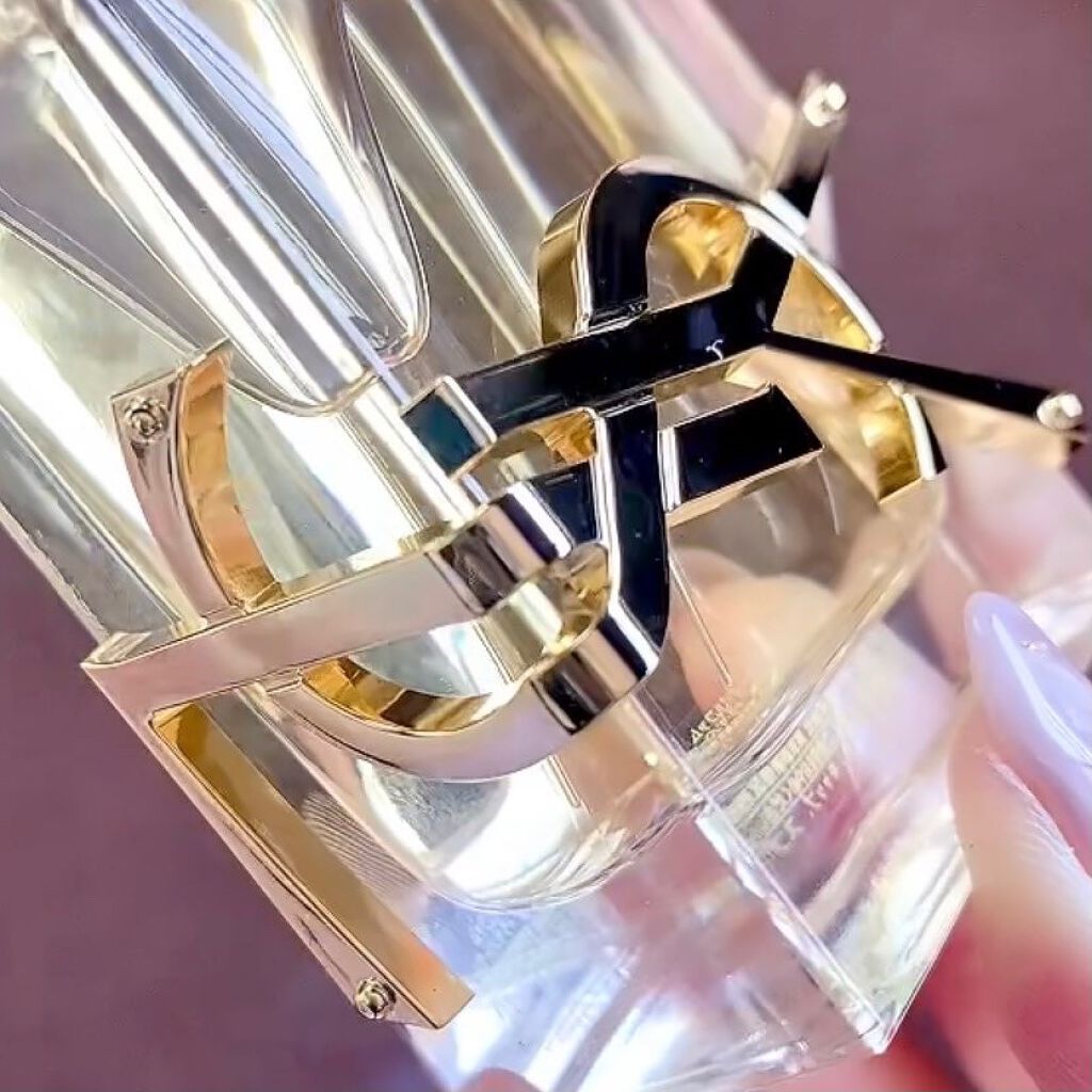 リブレ オーデパルファム/YVES SAINT LAURENT BEAUTE/香水(レディース)を使ったクチコミ(7枚目)