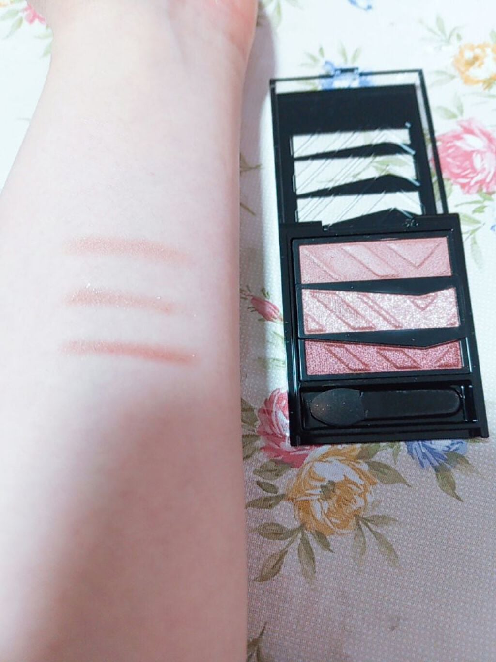 パーツリサイズシャドウ/KATE/アイシャドウパレットを使ったクチコミ(4枚目)