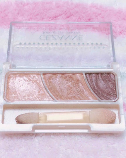 トーンアップアイシャドウ/CEZANNE/アイシャドウパレットを使ったクチコミ(2枚目)