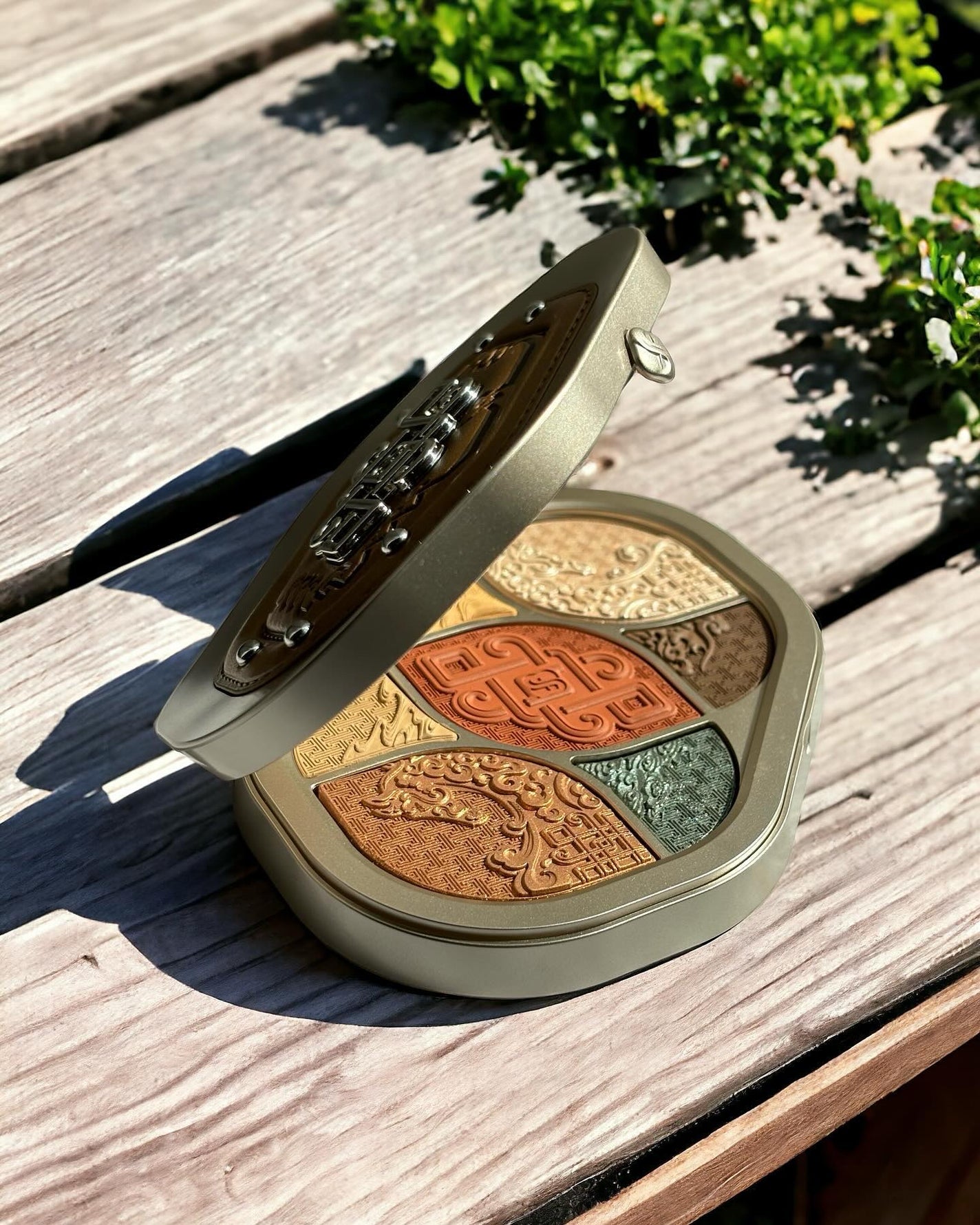 夕影マルチパレット(遊牧限定)/花西子/アイシャドウパレットを使ったクチコミ(10枚目)