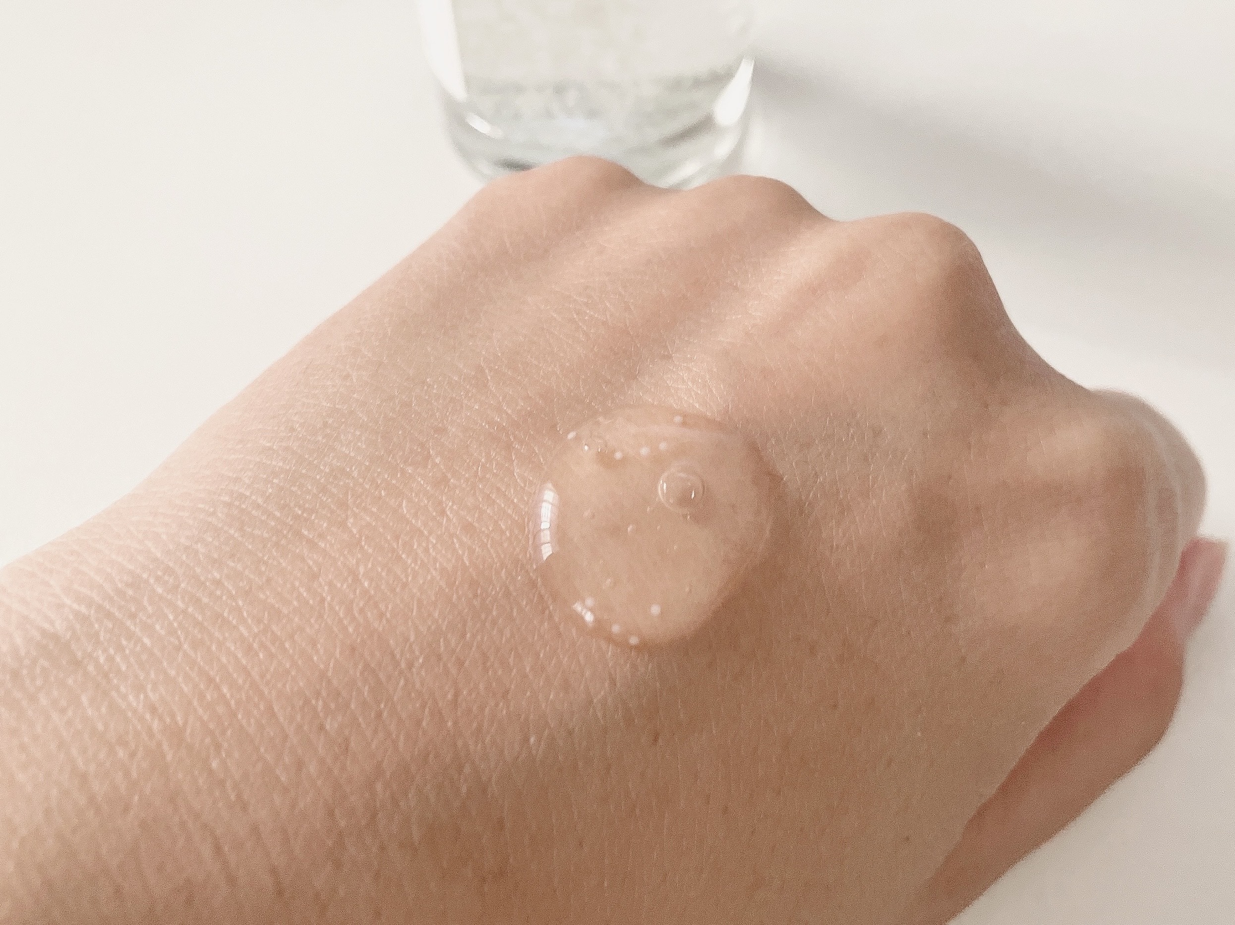 トーンブライトニング カプセルアンプル/SKIN1004/美容液を使ったクチコミ（2枚目）