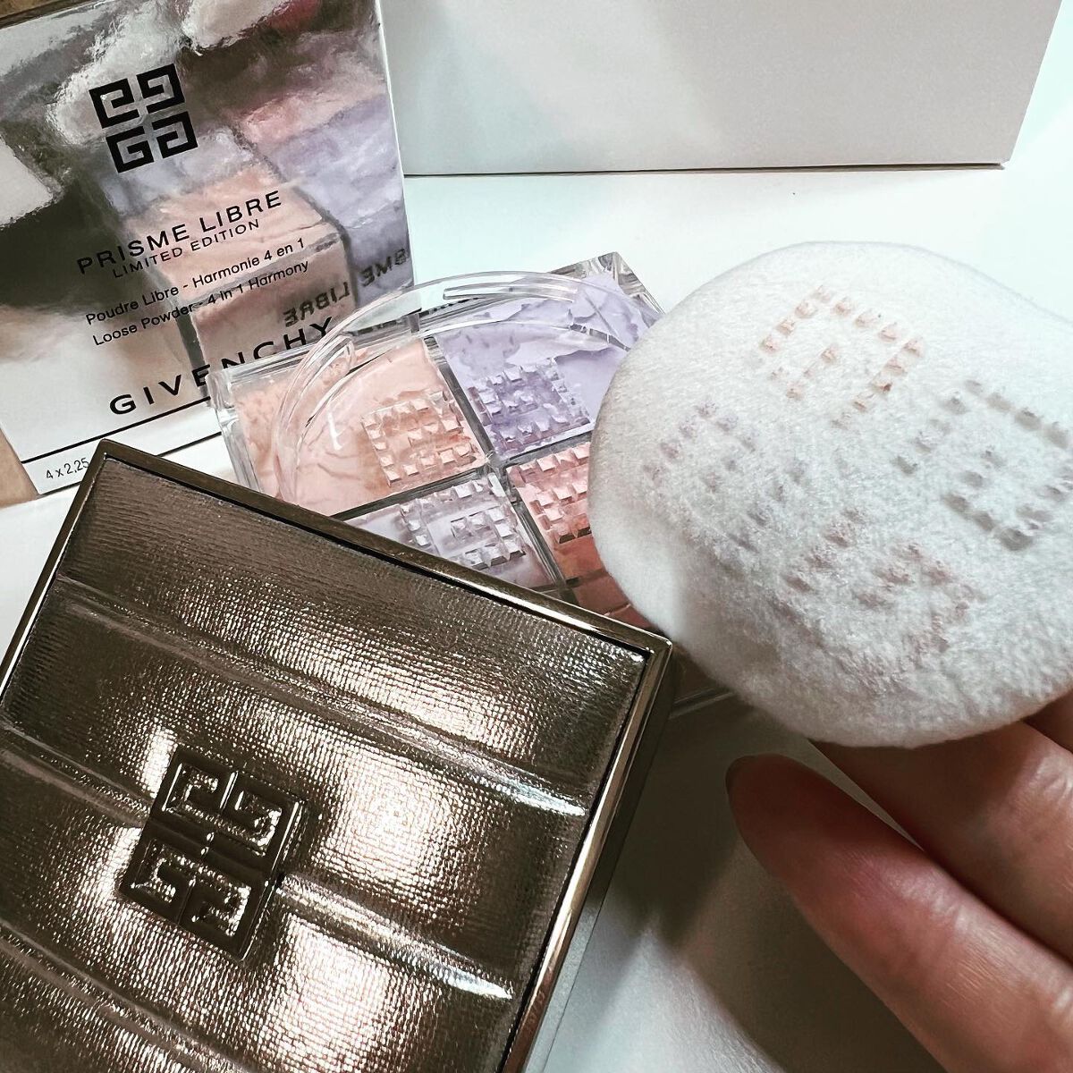 プリズム・リーブル/GIVENCHY/ルースパウダーを使ったクチコミ（1枚目）