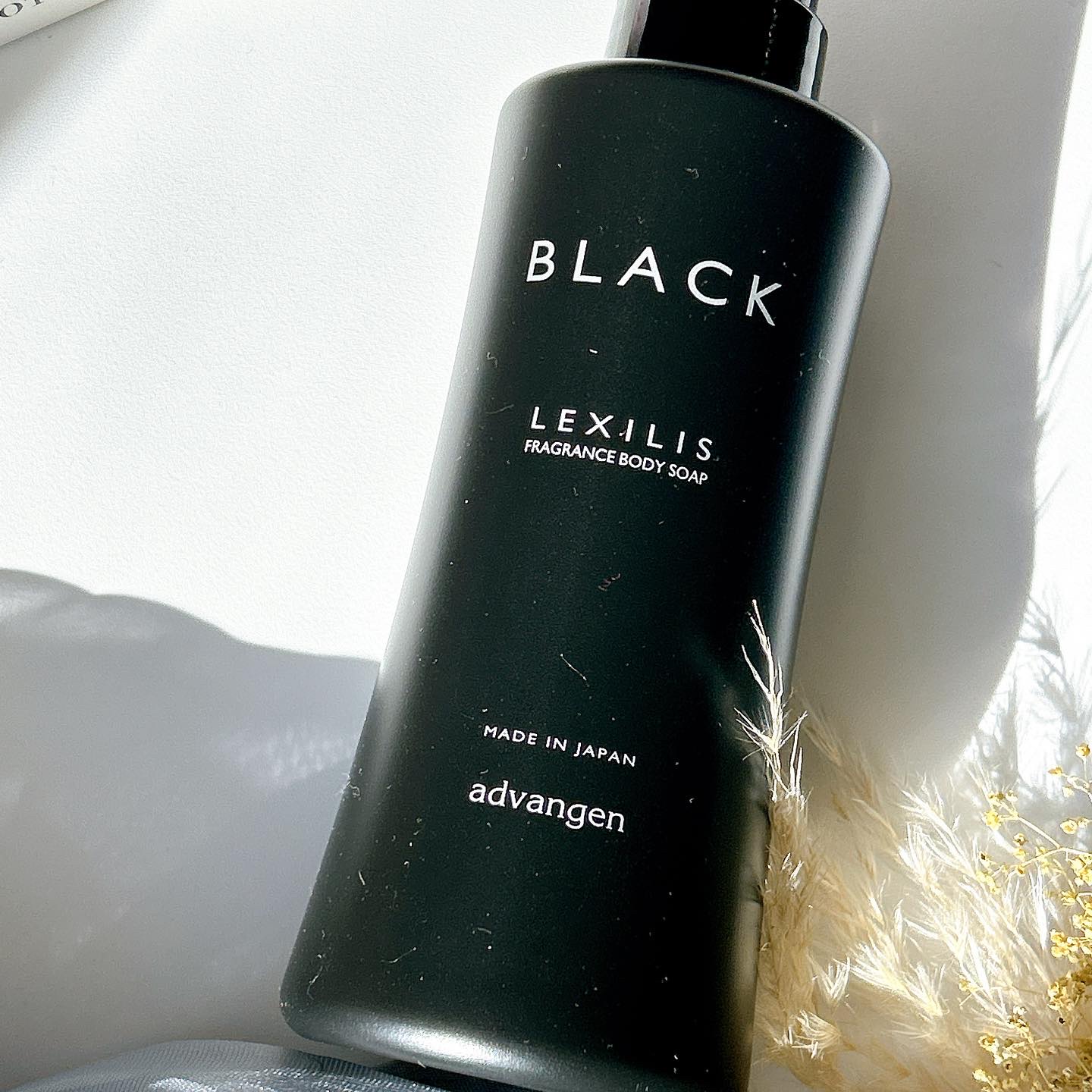 ブラック フレグランスボディソープ/LEXILIS/ボディソープを使ったクチコミ（2枚目）