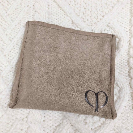 クレ・ド・ポー ボーテ レオスールデクラ/クレ・ド・ポー ボーテ/パウダーハイライトを使ったクチコミ(3枚目)