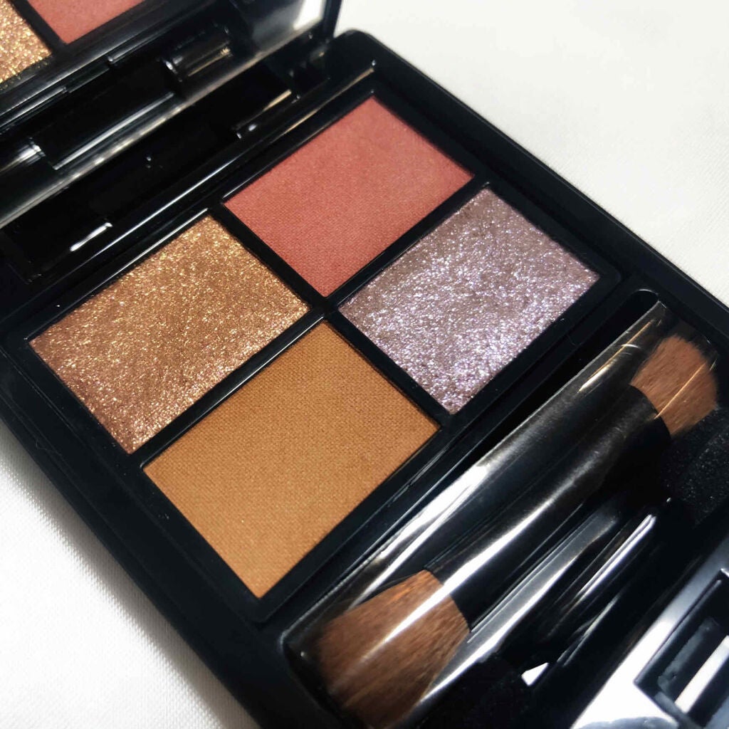 ミネラルクラッシィシャドー/エトヴォス/アイシャドウパレットを使ったクチコミ(2枚目)