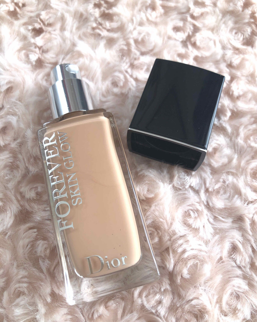【旧】ディオールスキン フォーエヴァー フルイド グロウ/Dior/リキッドファンデーションを使ったクチコミ（3枚目）