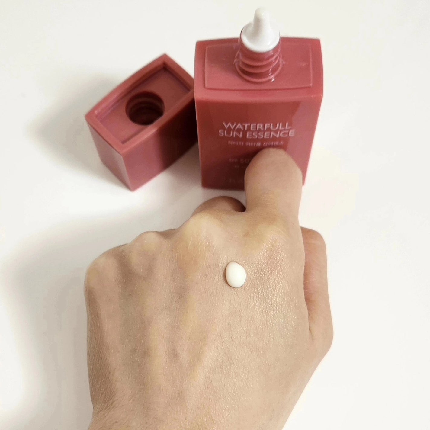 ウォーターフルサンエッセンス/hadaha/日焼け止めローションを使ったクチコミ(4枚目)