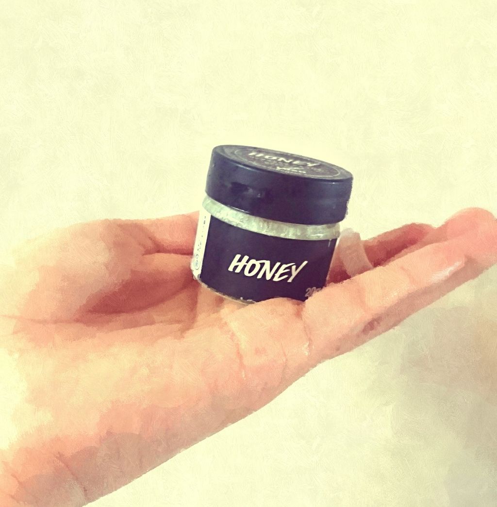 ミツバチ リップスクラブ/ラッシュ/リップスクラブを使ったクチコミ(1枚目)