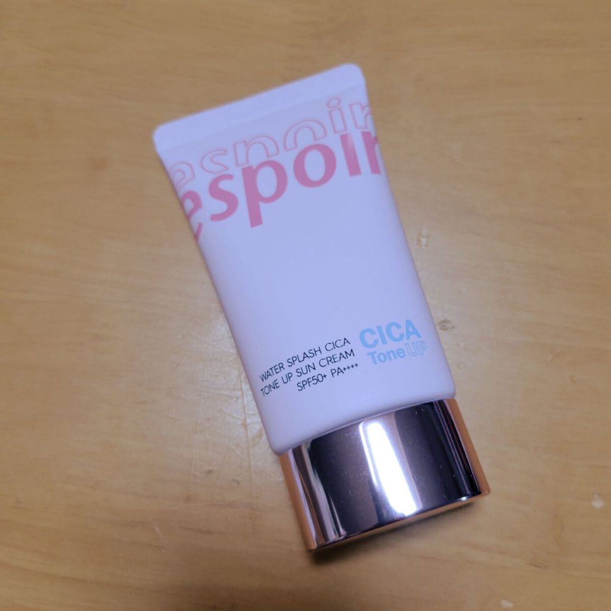 ウォータースプラッシュシカトーンアップクリーム/espoir/化粧下地を使ったクチコミ（1枚目）