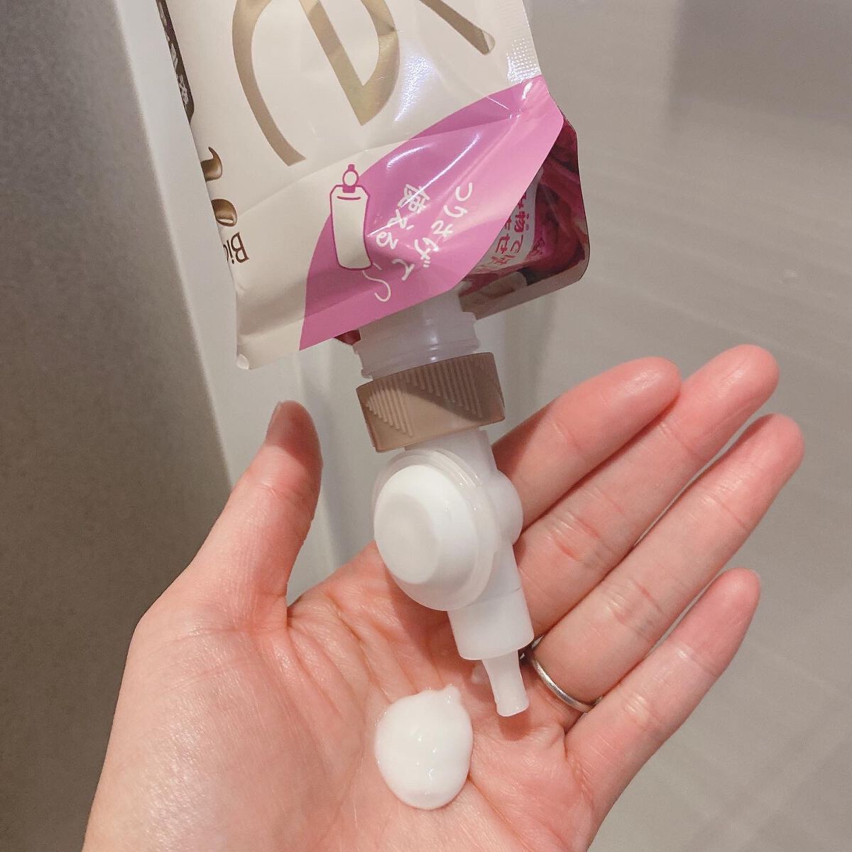 ザ ボディ ぬれた肌に使うボディ乳液 エアリーブーケの香り/ビオレu/ボディミルクを使ったクチコミ(2枚目)