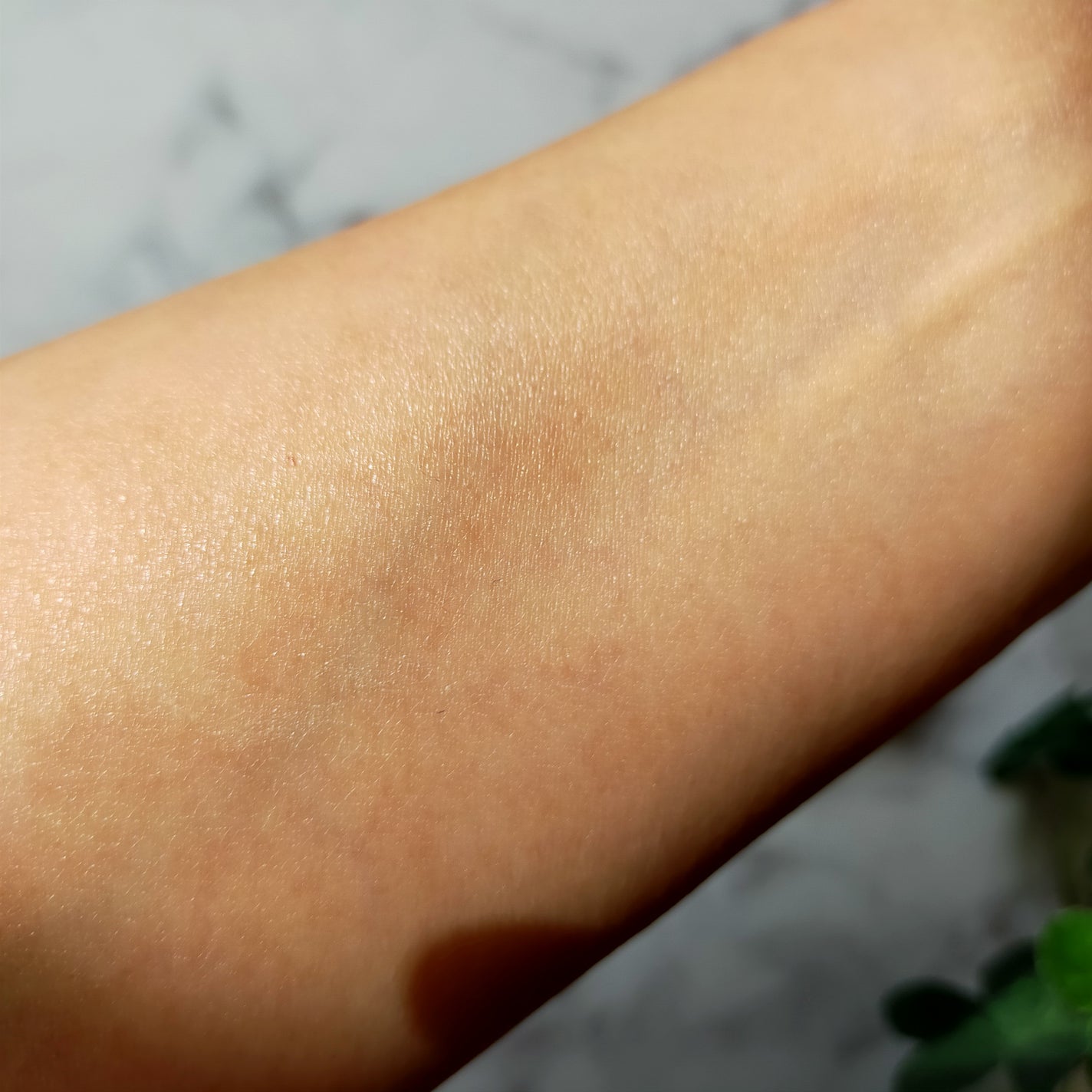 ニベアUV ディープ プロテクト&ケア トーンアップ エッセンス/ニベア/日焼け止めローションを使ったクチコミ(3枚目)