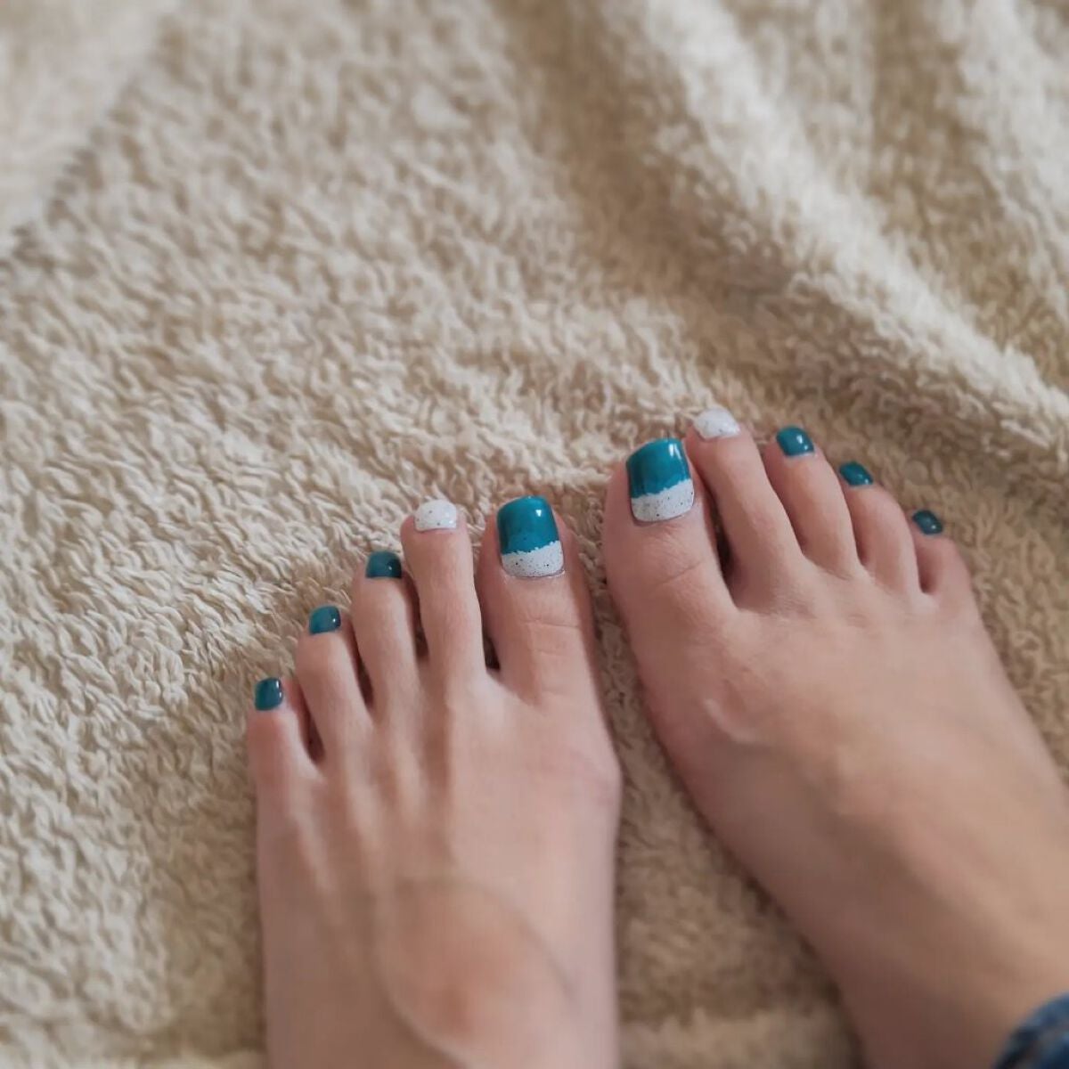 EDGEU ジェルネイルシール/EDGEU/ネイルシールを使ったクチコミ(6枚目)