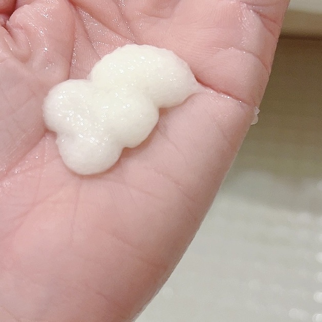 ローズマリー スカルプ スクラブ/AROMATICA/ヘッドスクラブを使ったクチコミ（2枚目）