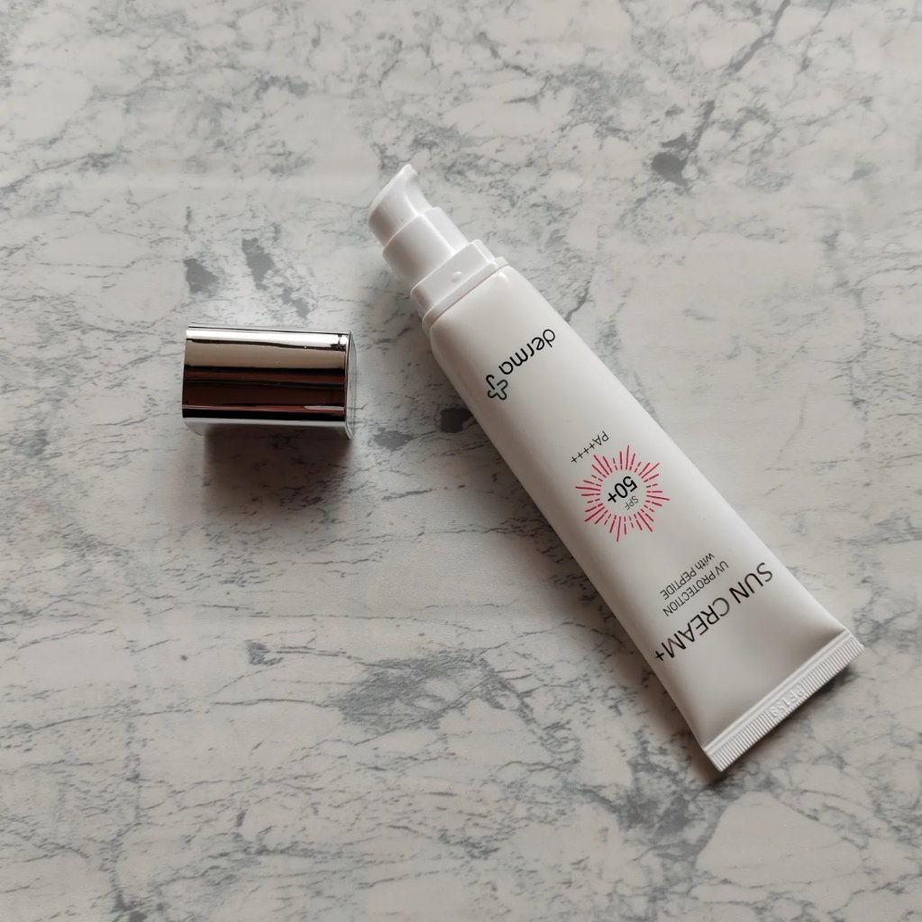 サンクリーム＋/ DermaJ/日焼け止めクリームを使ったクチコミ（2枚目）