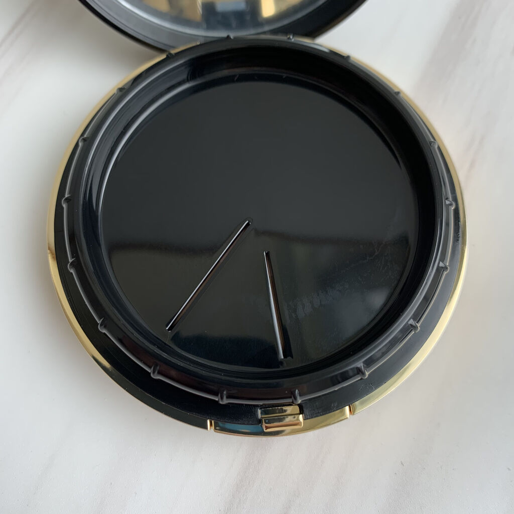 スキンフィットグラインディングセラムカバーパクト/ダルバ/その他ファンデーションを使ったクチコミ（3枚目）