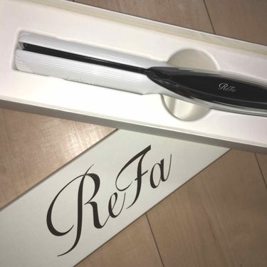      ~ReFa ビューテックストレートアイロン~




先行販売ですでに入荷待ちのアイロンについて
購入者が紹介したいと思います！

アイロンの特徴


・低反発プレートで圧力がかからない！
基