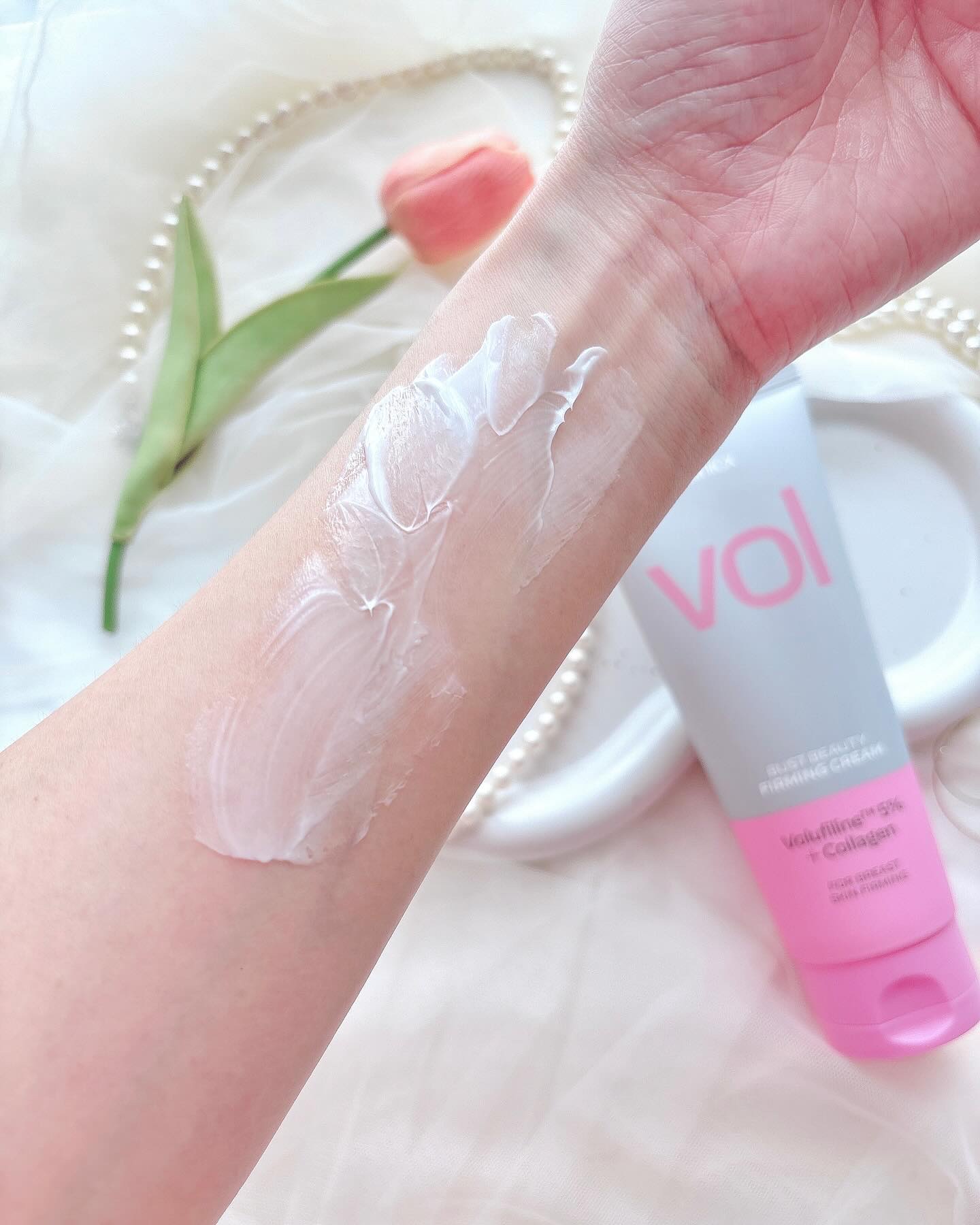 バストビューティーパーミングクリーム/b.clinicx/バストケア・ヒップケアを使ったクチコミ（3枚目）