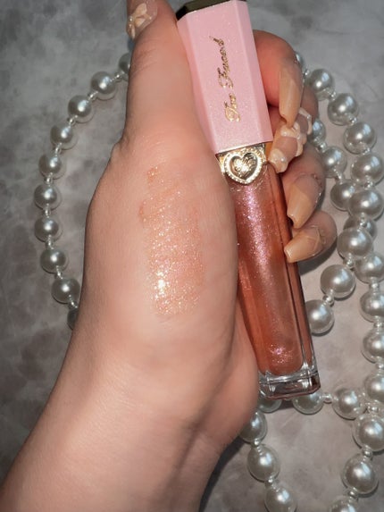 リッチ&ダズリン ハイシャイン スパークリング リップグロス/Too Faced/リップグロスを使ったクチコミ(2枚目)