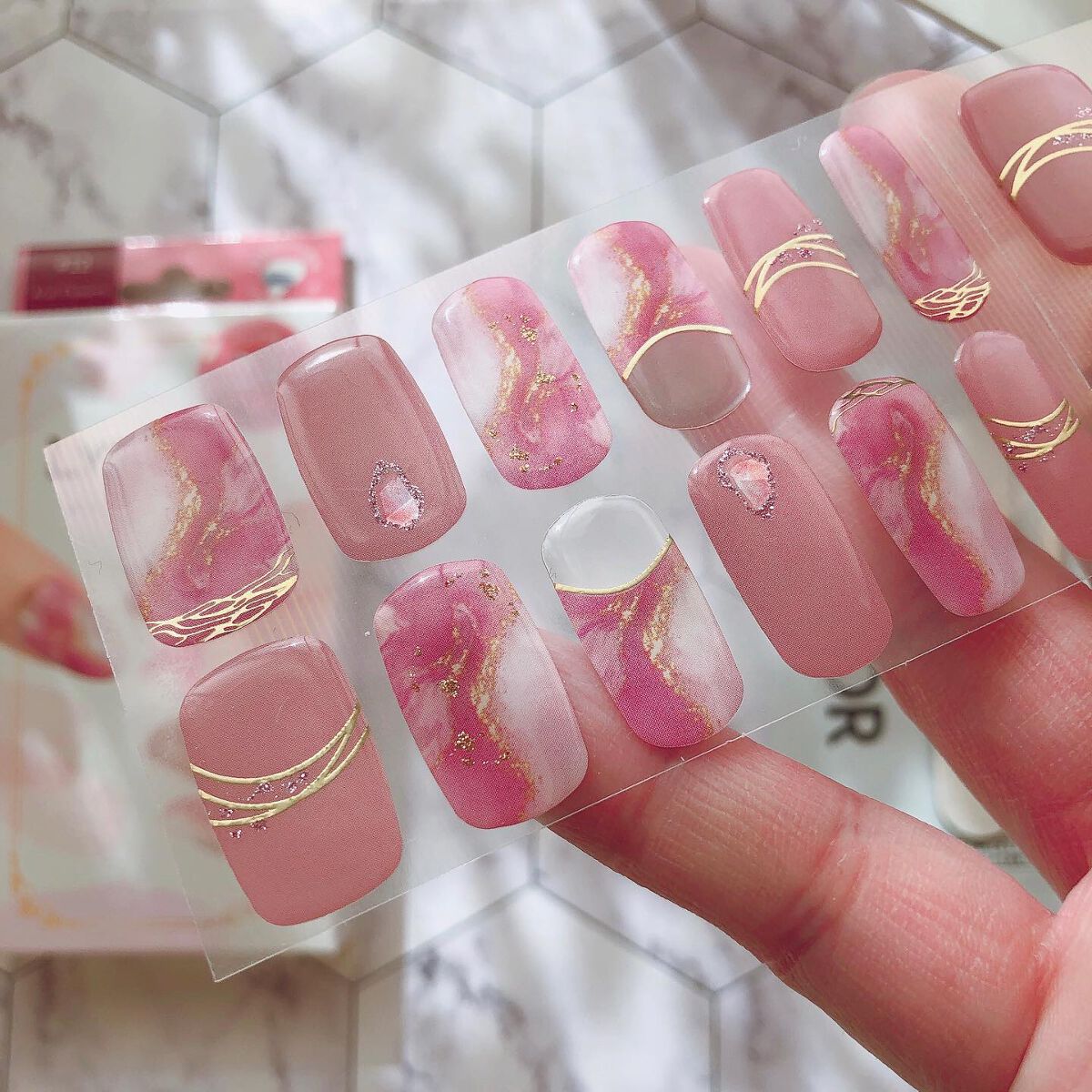 セミキュアジェルネイルシール ハンド用/LYSD’OR/ネイルシールを使ったクチコミ(3枚目)