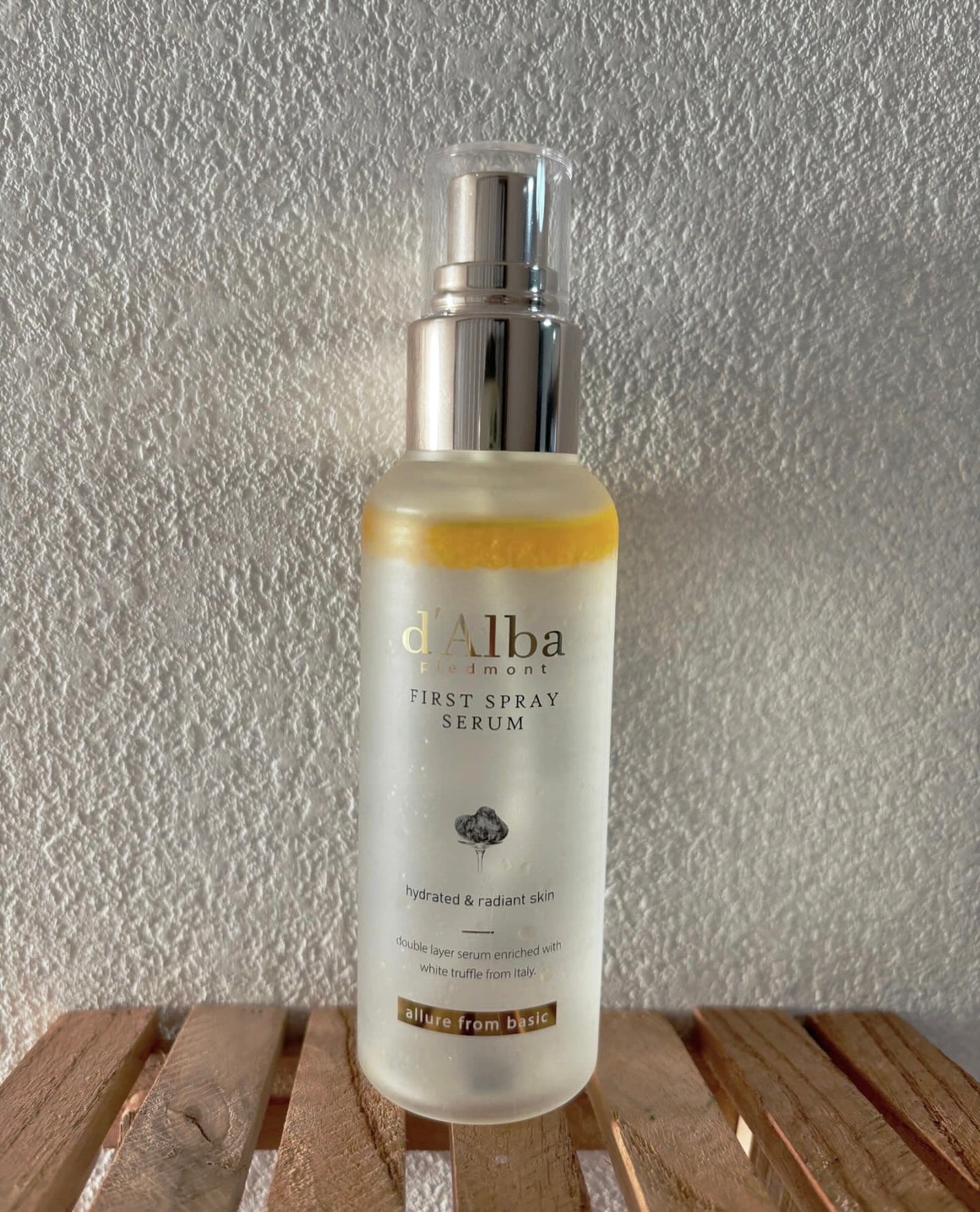 cherry on LIPS 「速攻光彩ミストの愛称でバズった、ダルバのスプレーミストを使って..」(1枚目)