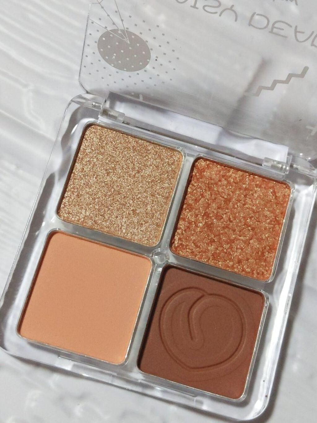 DAISY DEAR/Qoo10/アイシャドウパレットを使ったクチコミ(2枚目)