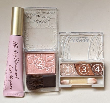 トーンアップアイシャドウ/CEZANNE/アイシャドウパレットを使ったクチコミ(2枚目)