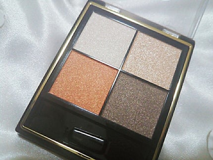 リアルクローズシャドウ/excel/アイシャドウパレットを使ったクチコミ(2枚目)