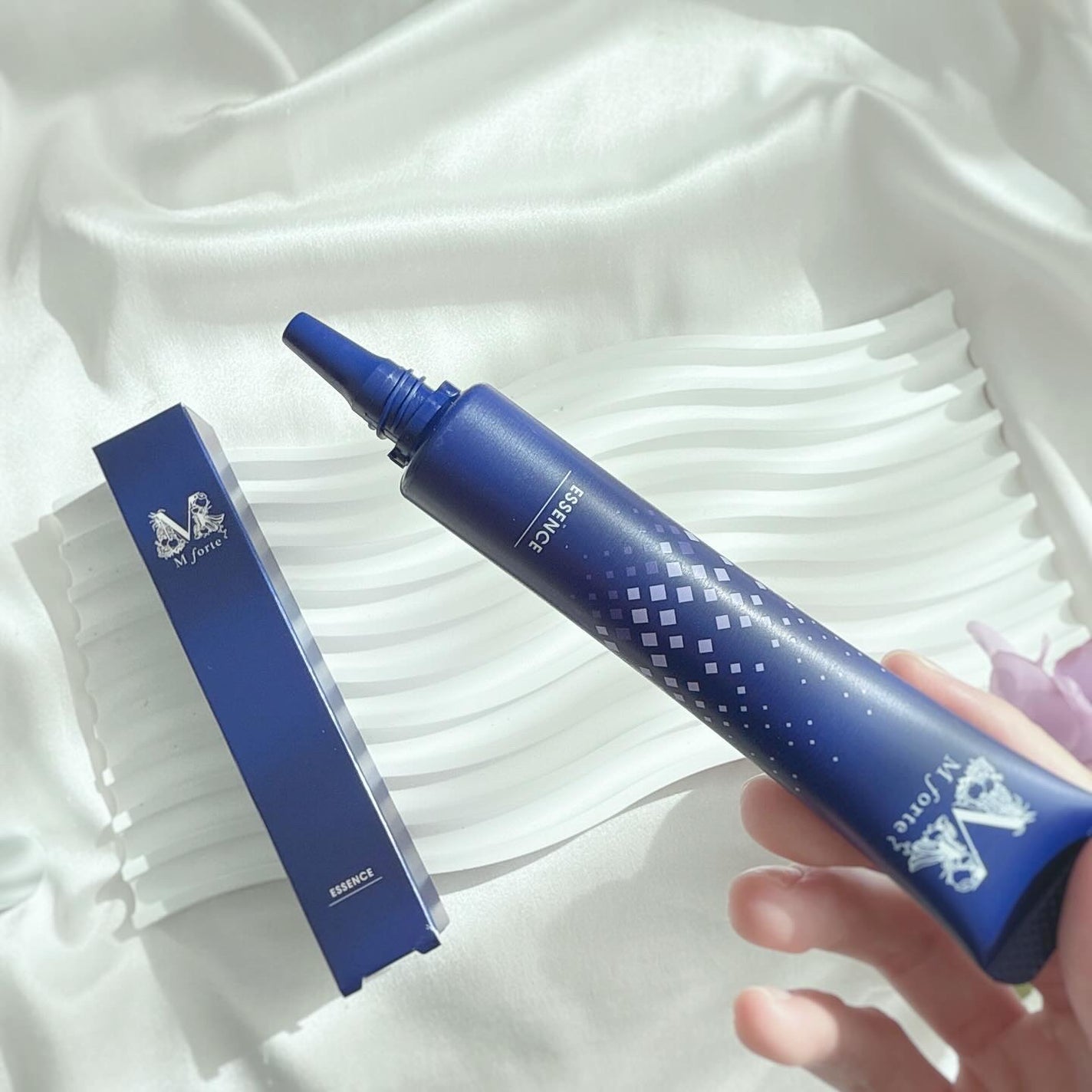 リンクルブライトエッセンス/M forte(エムフォルテ)/アイケア・アイクリームを使ったクチコミ(2枚目)