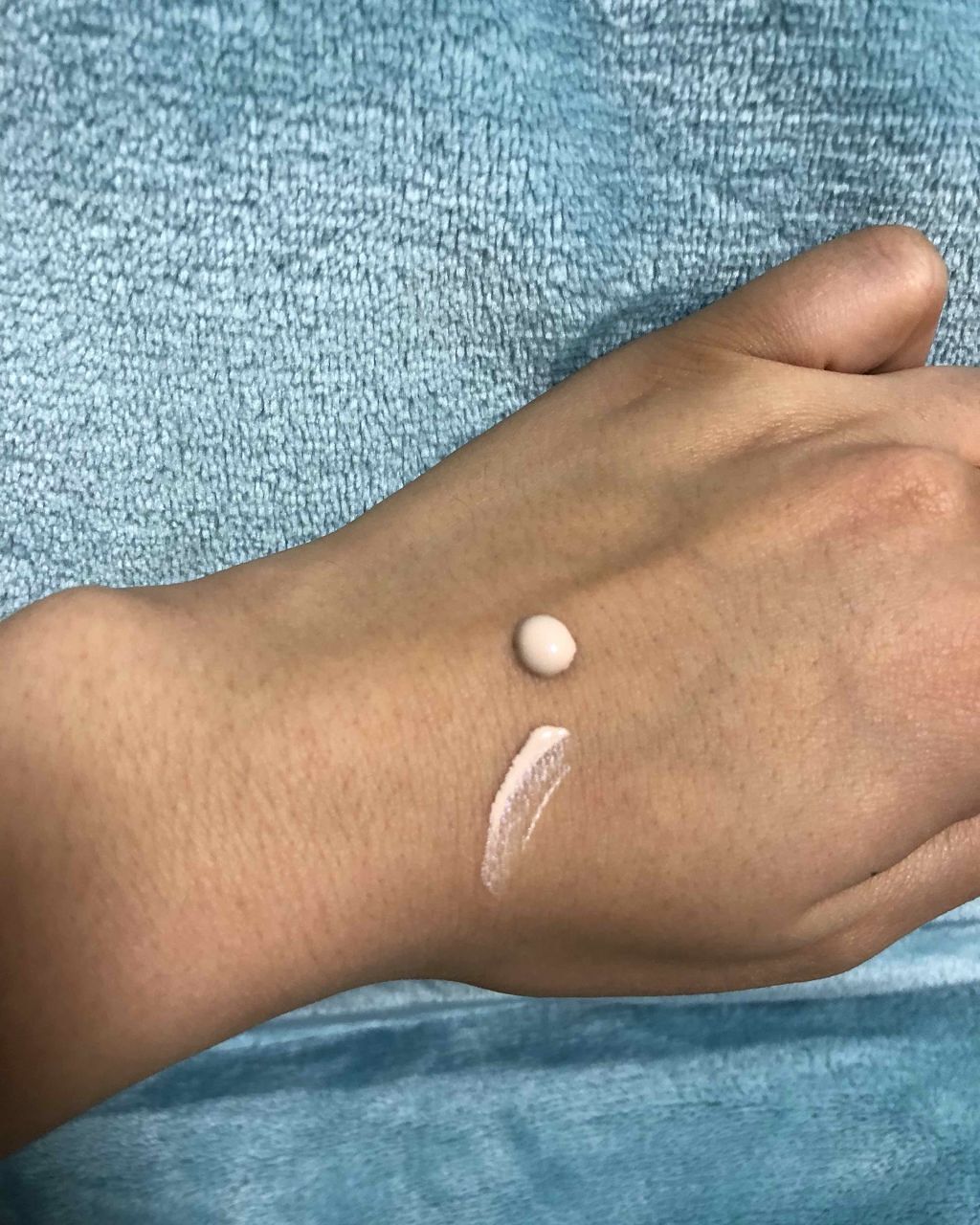 ラトゥー エクラ ファンデーション プライマー N/PAUL & JOE BEAUTE/化粧下地を使ったクチコミ(2枚目)