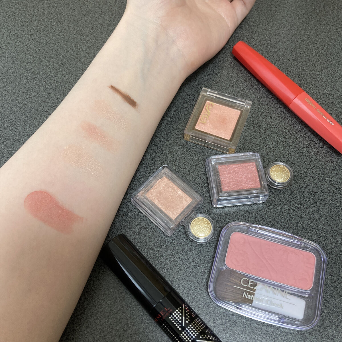 ナチュラル チークN/CEZANNE/パウダーチークを使ったクチコミ（3枚目）