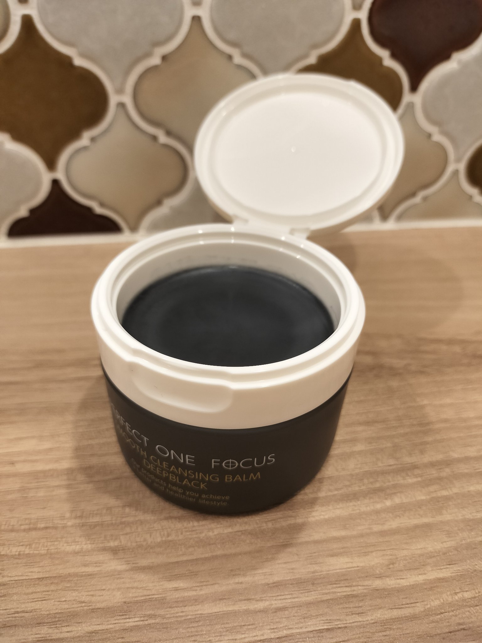 パーフェクトワンフォーカス スムースクレンジングバーム ディープブラック/PERFECT ONE  FOCUS/クレンジングバームを使ったクチコミ（1枚目）