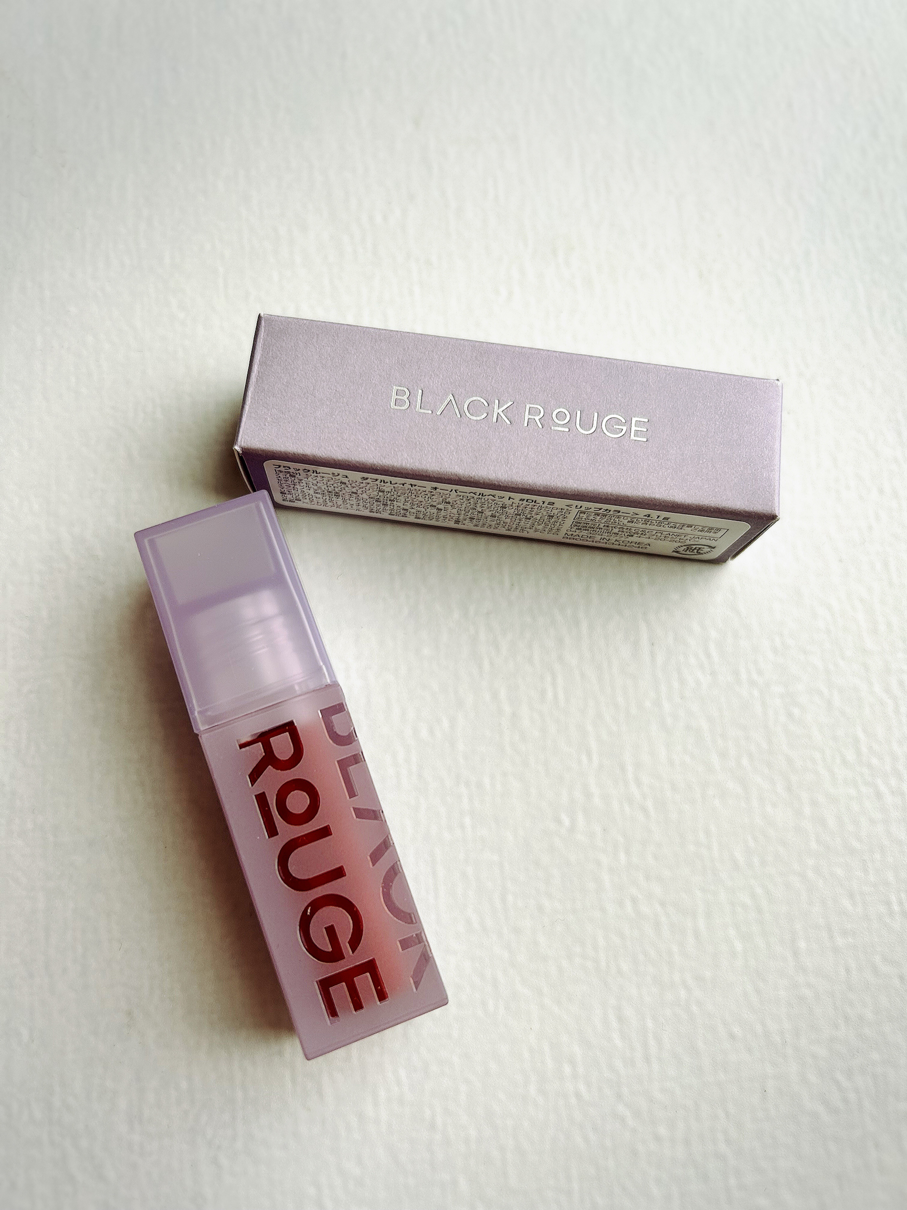 ブラックルージュ様

💄ダブルレイヤーオーバーベルベット［DL12］
​
高発色で華やか✨

ベルベットはセミマットな仕上がりで
大人の落ち着いた雰囲気に

塗り上がりをぼかさず仕上げるとより発色がよく、
グッと魅力的な口元に

指でポン