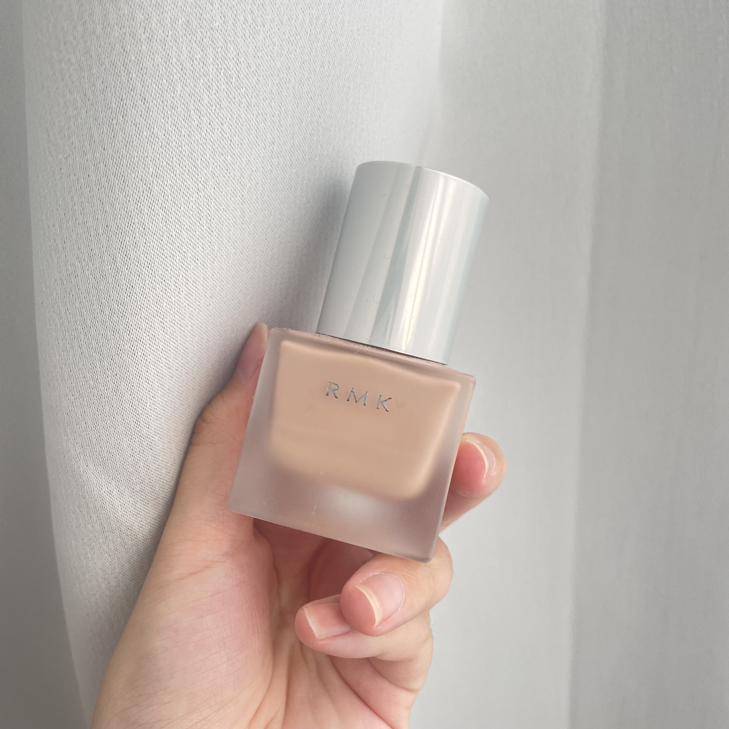 RMK リクイドファンデーション 202 / RMK(アールエムケー) | LIPS