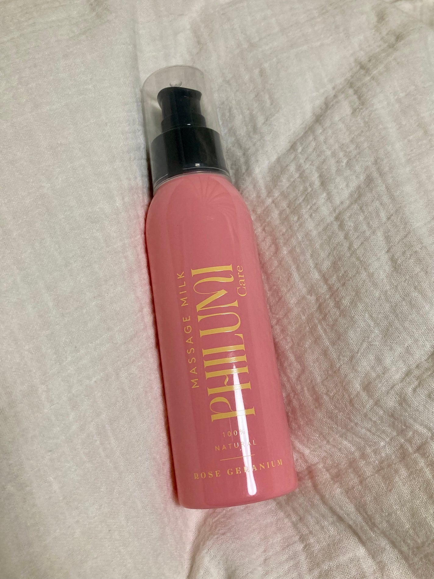 ナチュラル フェミニンミルク ローズゼラニウム/フィルミケア/ボディミルクを使ったクチコミ(1枚目)