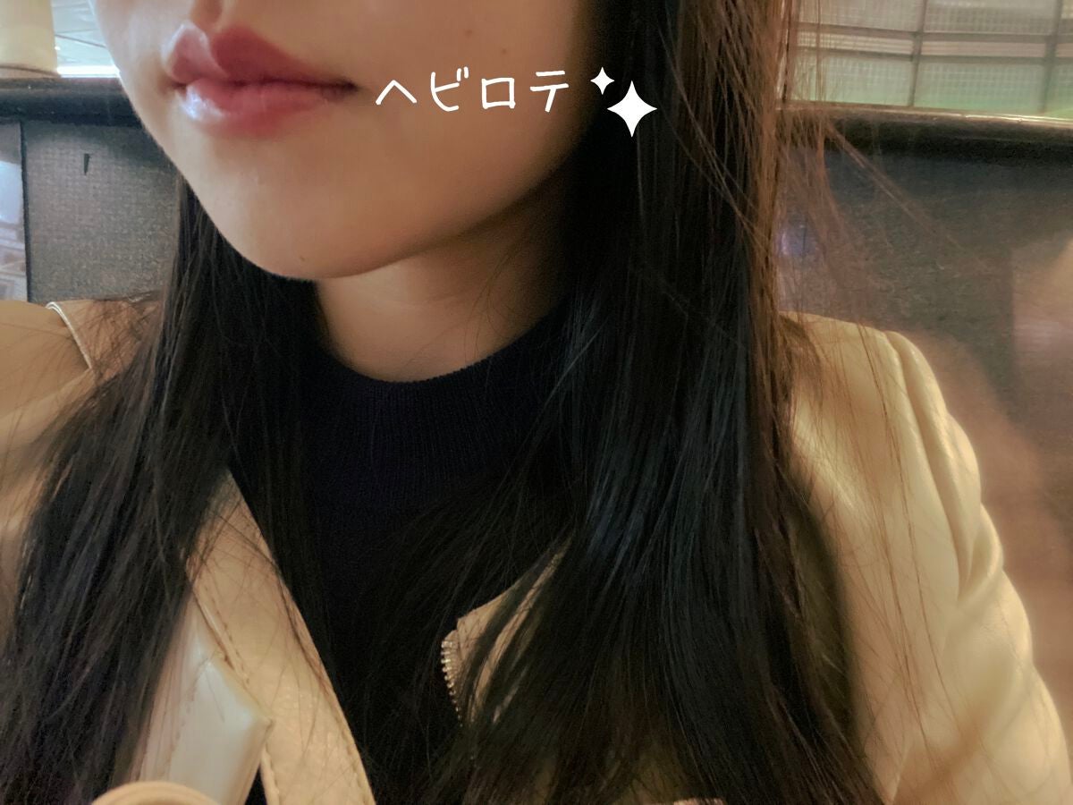 YUKI on LIPS 「ブルベ夏さんにぴったりです🏄♂️💄👄イヴ・サンローランのルー..」(2枚目)