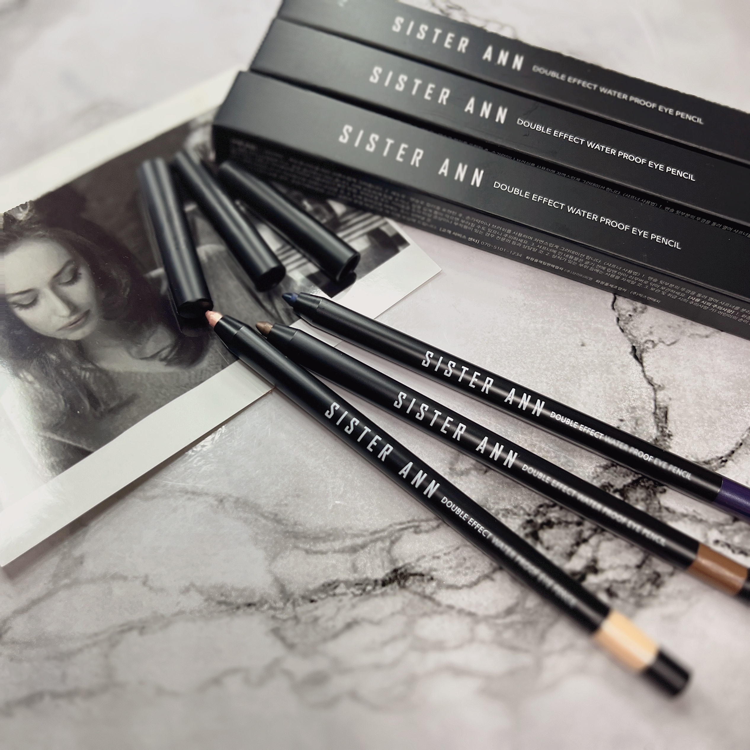 ウォータープルーフペンシルアイライナー 02 CHIC NAVY/SISTER ANN/ペンシルアイライナーを使ったクチコミ（3枚目）