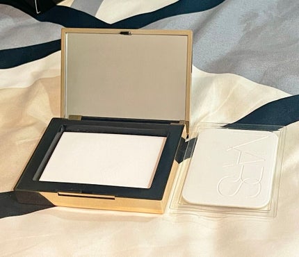 ライトリフレクティングセッティングパウダー プレスト N/NARS/プレストパウダーを使ったクチコミ(2枚目)