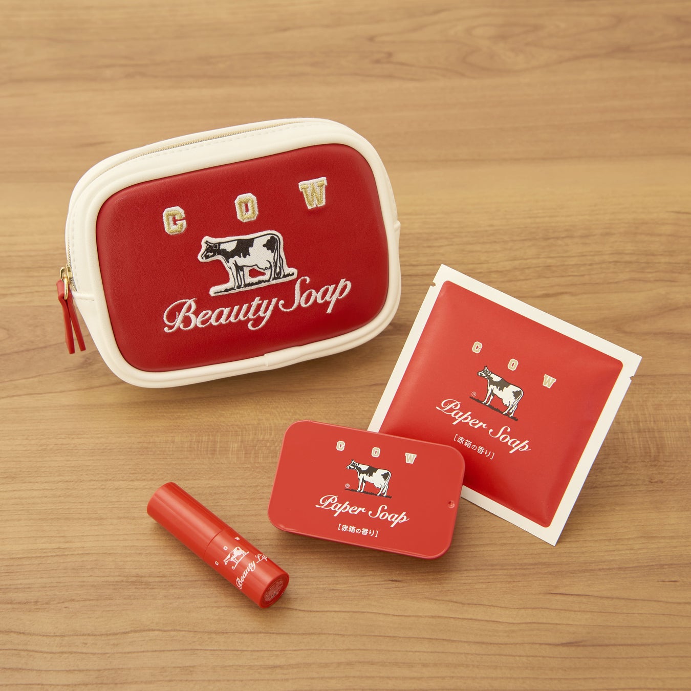 カウブランド カウブランド赤箱　ポーチセット