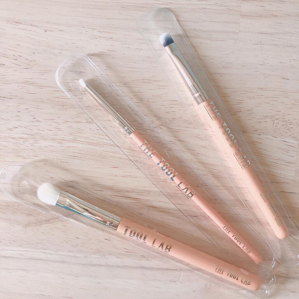 202 オールオーバーアイシャドウ ブラシM/THE TOOL LAB/メイクブラシを使ったクチコミ(1枚目)