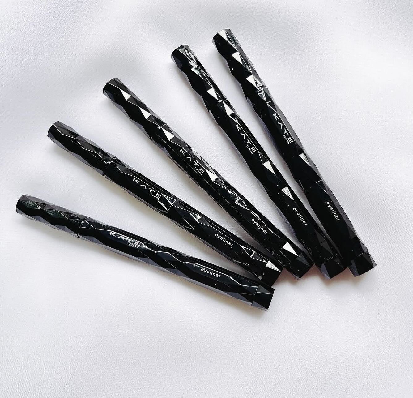 スーパーシャープライナーEX4.0/KATE/リキッドアイライナーを使ったクチコミ(7枚目)