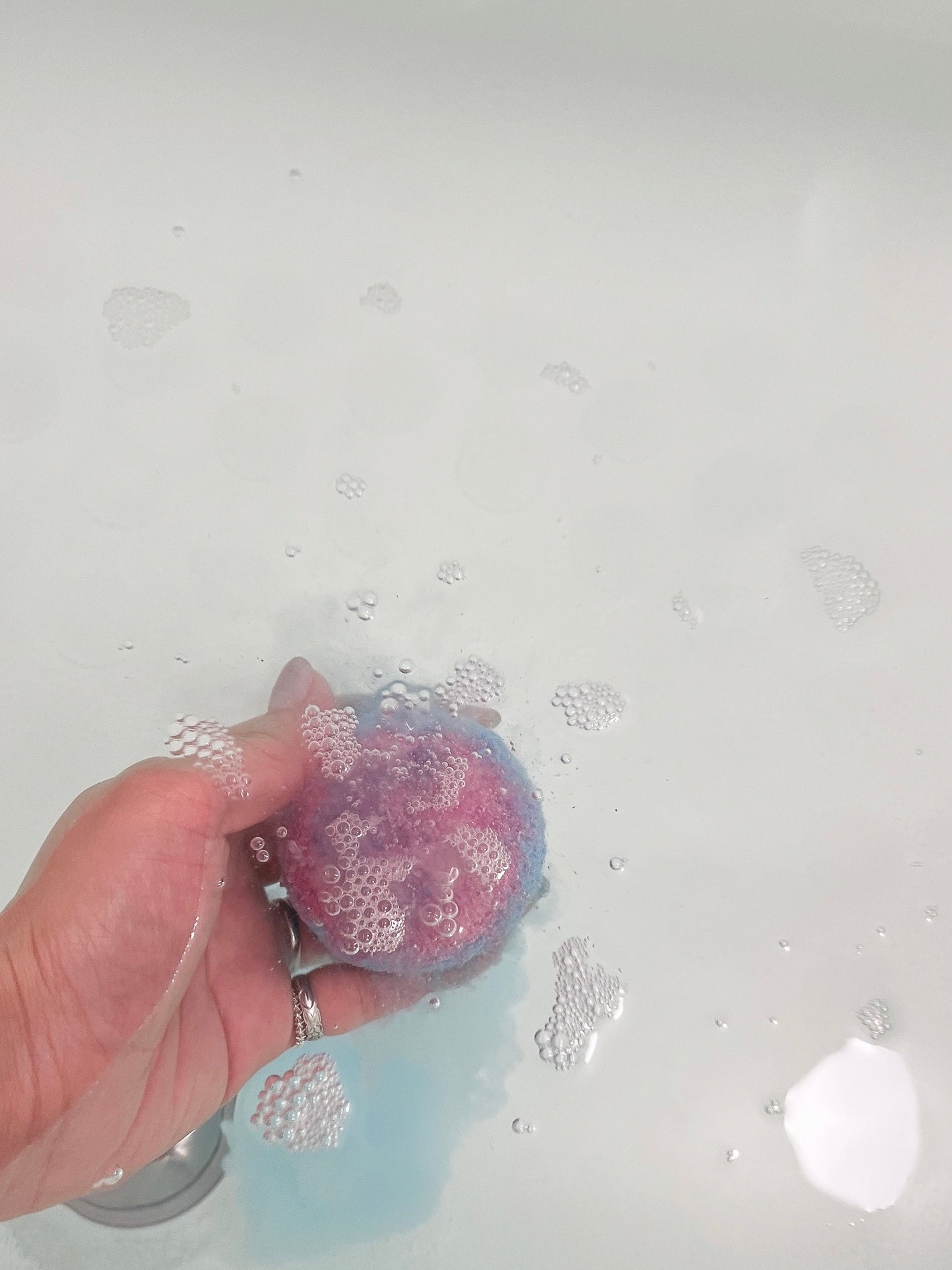 レリシア バスボム〈入浴剤〉bm1/Relysia/バスグッズを使ったクチコミ(7枚目)