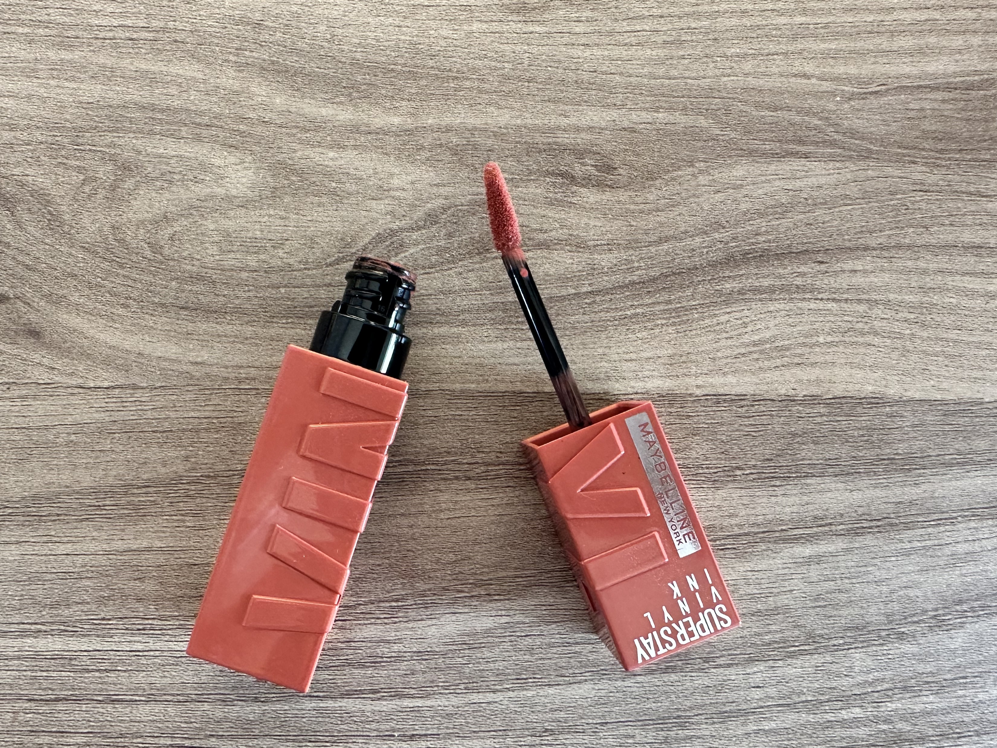 SPステイ ヴィニルインク/MAYBELLINE NEW YORK/口紅を使ったクチコミ（2枚目）