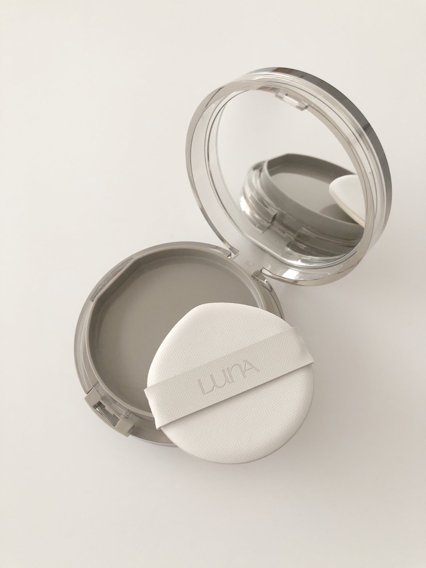 ブラーカバークッション/LUNA/クッションファンデーションを使ったクチコミ(4枚目)