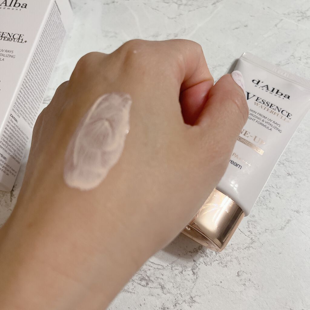 ウォータフルトーンアップサンクリーム/ダルバ/日焼け止めクリームを使ったクチコミ（2枚目）