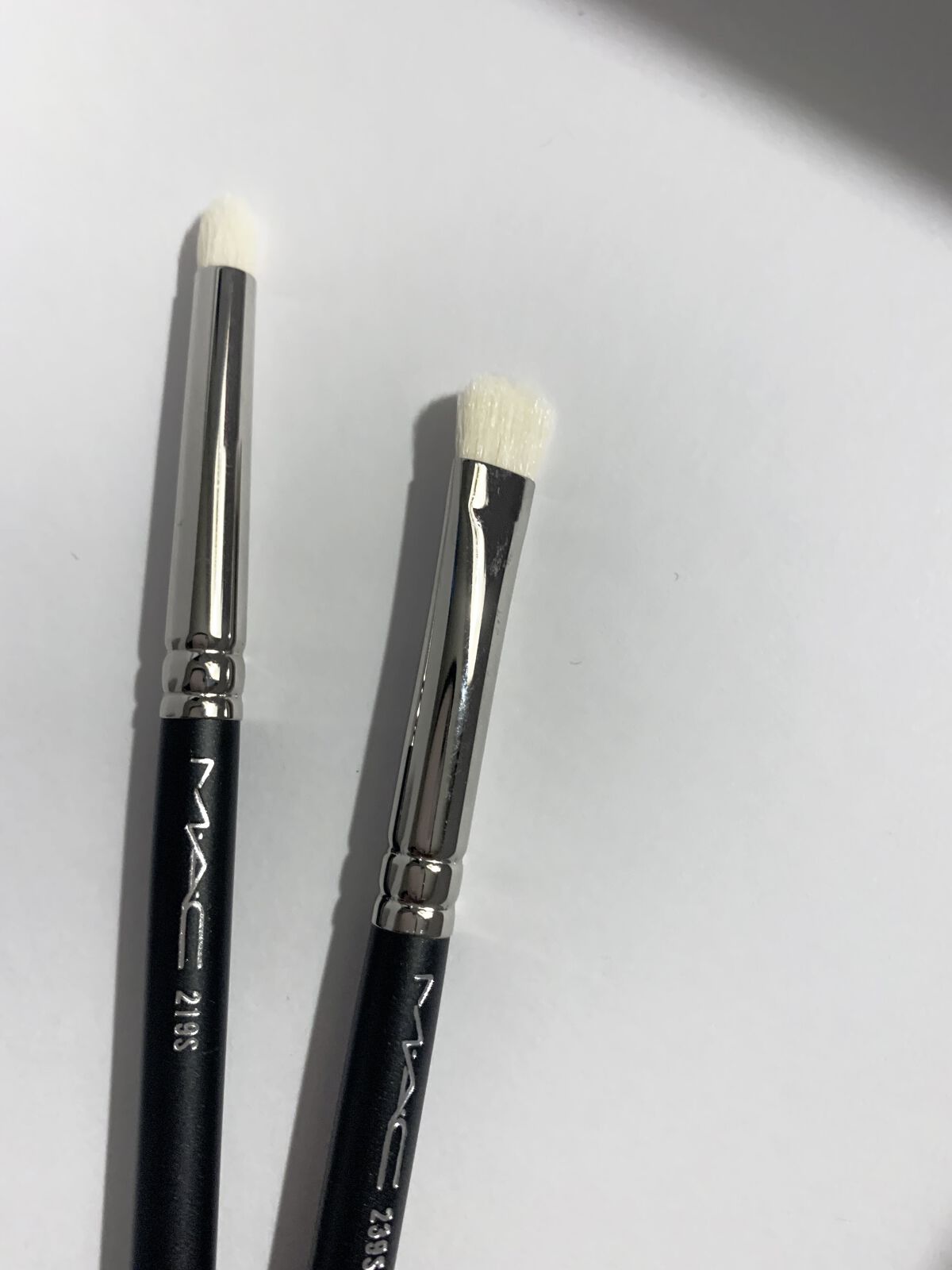 239S アイ シェーディング ブラシ｜M・A・C他、1商品を使った口コミ