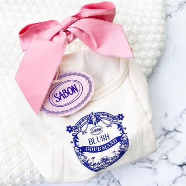 SABON バニティギフト ブラッシュ・グルマンのクチコミ「友人からプレゼントでいただいたSABON Holiday Collection2022🎀

S.....」（3枚目）