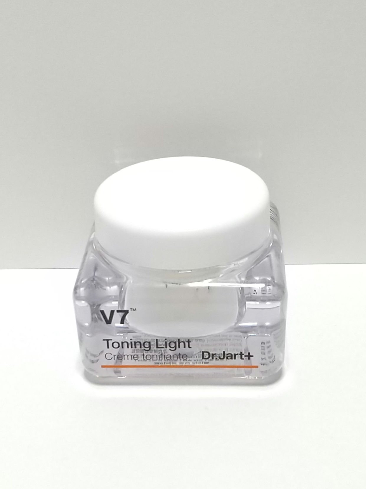 ドクタージャルト V7ToningLight/Dr.Jart＋/フェイスクリームを使ったクチコミ（1枚目）