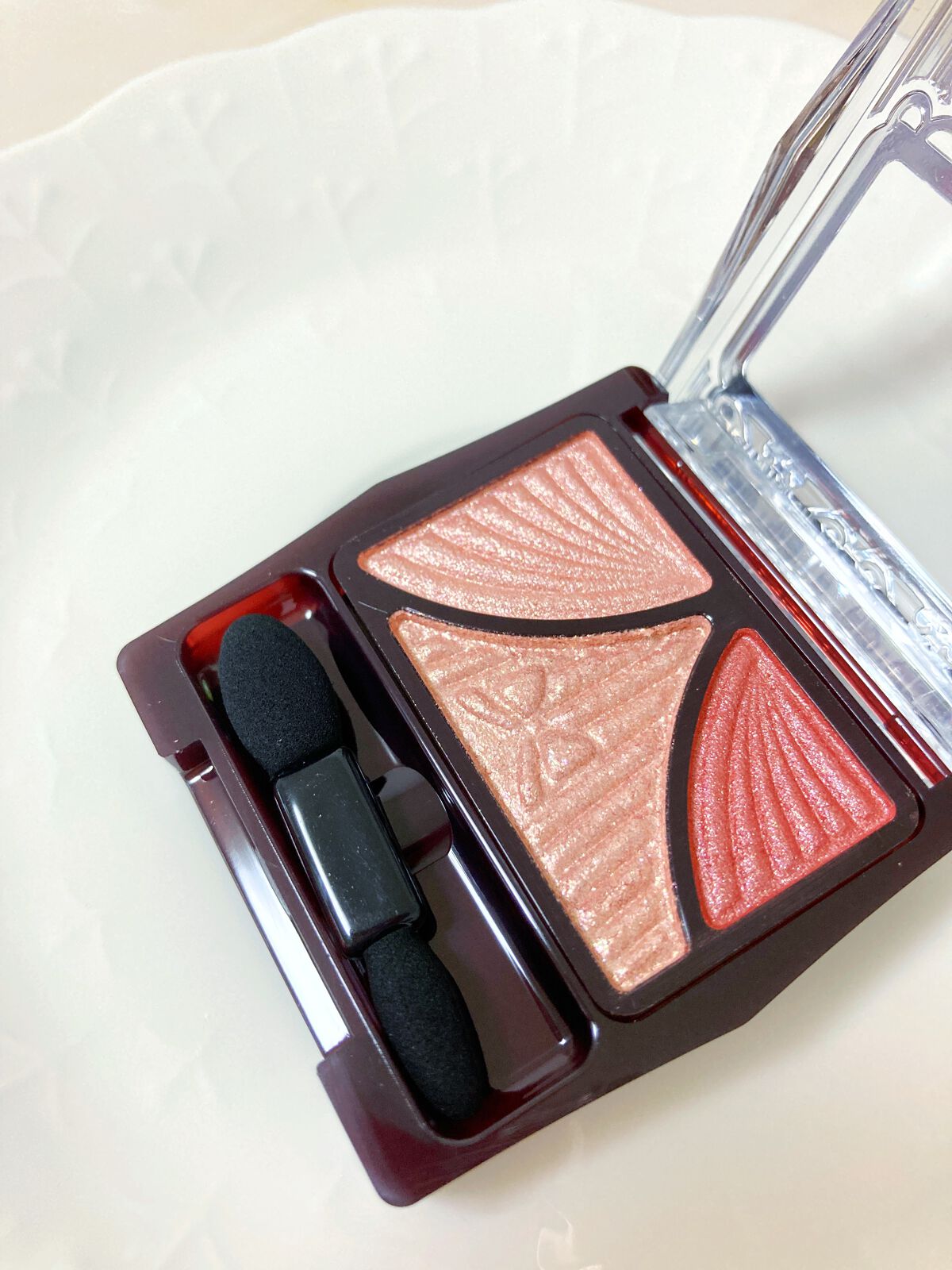 ジューシーピュアアイズ/キャンメイク/アイシャドウパレットを使ったクチコミ(2枚目)