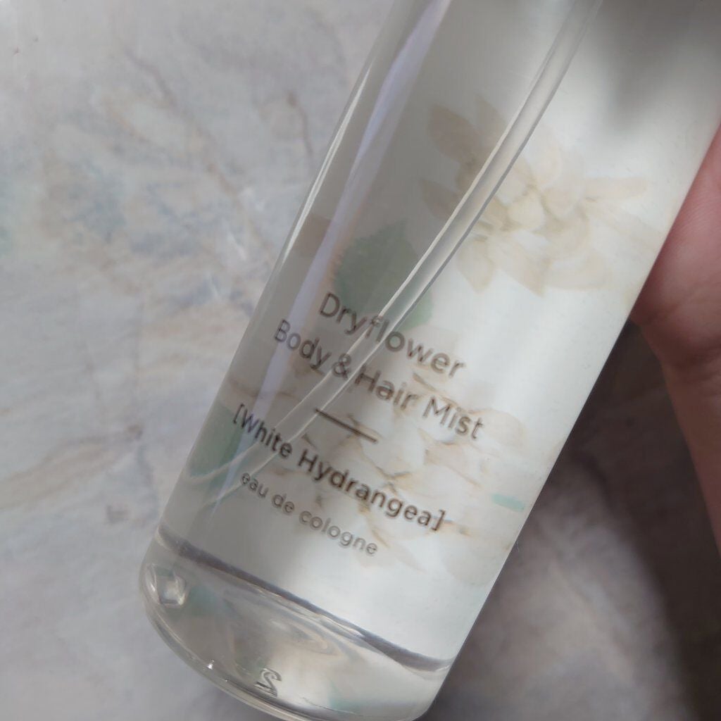 ドライフラワー ボディ&ヘアミスト/ラウンドアラウンド/香水(その他)を使ったクチコミ(3枚目)